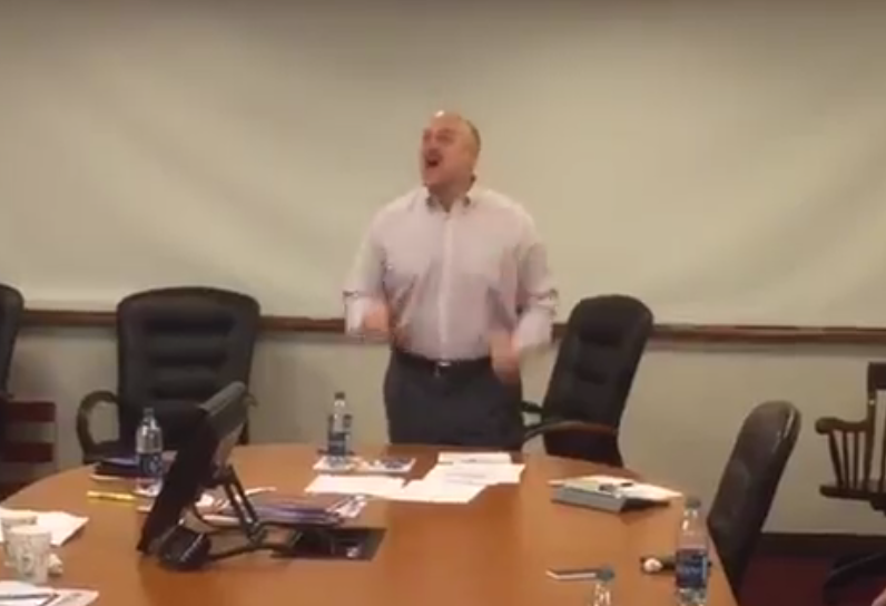 Steve Addazio Off the Plug